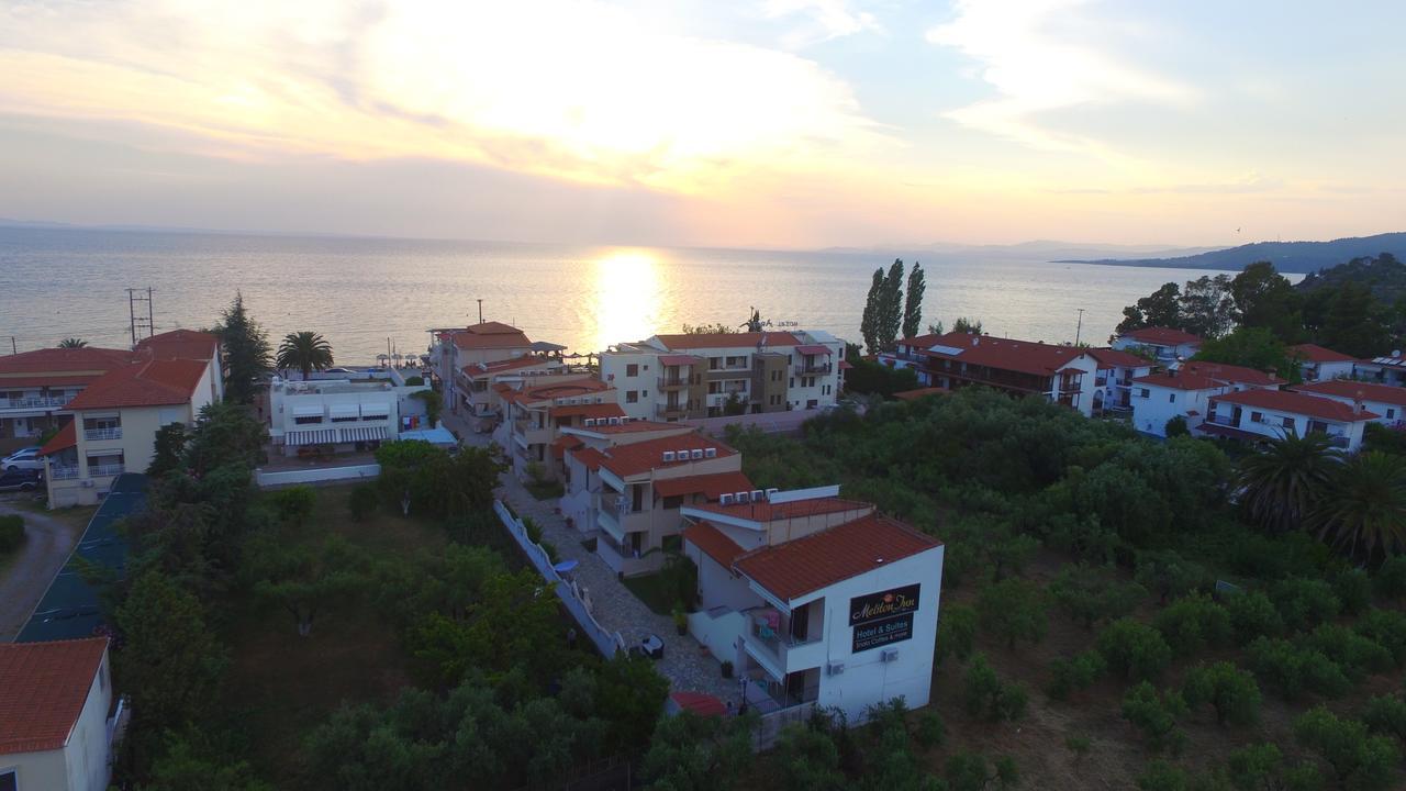 Meliton Inn Hotel & Suites By The Beach Неос Мармарас Екстериор снимка